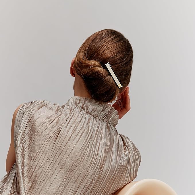 SHE'S FREE STYLE JUST FOR YOU [Chanel-style] Hair Barrettes for Women, Acetate Resin Barettes, Classic Black & White, French Hair Accessories for Thin Hair, Anti-Slip for Half-Hair (Small,3.1 inch)