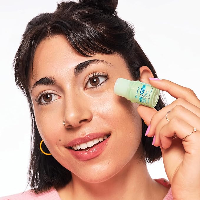 essence | Jelly Grip Under Eye Primer Stick | Hydrates, Cools & Grips for a Crease-Free Finish | Infused with Hyaluronic Acid and Panthenol | Vegan & Cruelty Free